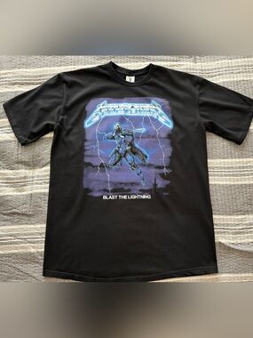 Mandalorian Black Graphic Tee - Blast the Lightning